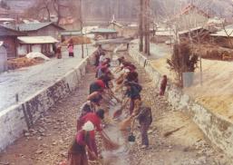 1977~78년 소교량준공, 소하천 물줄기 바로잡기 모습