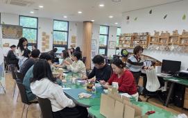 ▣ 괴산군, 자연 속 ‘숲 태교교실’ 운영… 임신부·배우자 함께 힐링의 시간 이미지