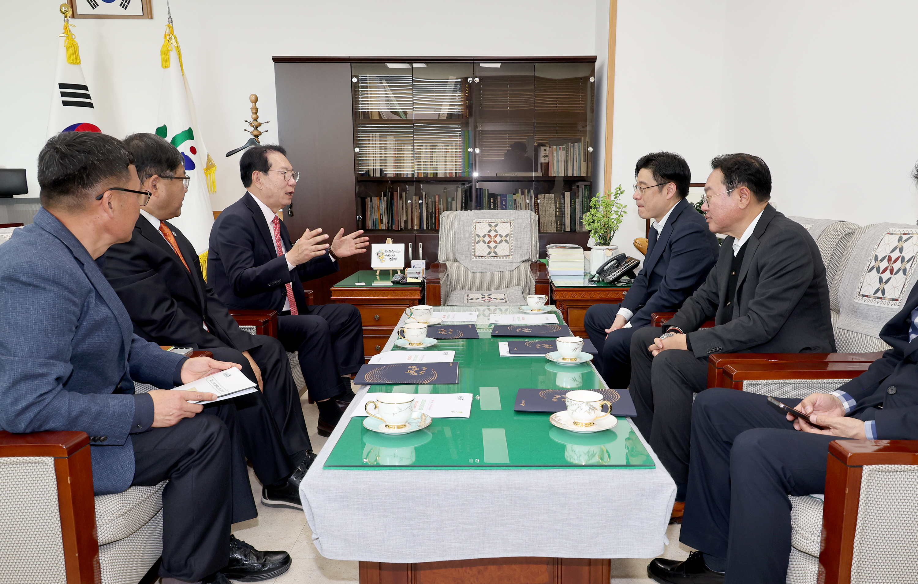 오병권 행안부 자연재난실장 접견 (2025.11.07) 이미지3