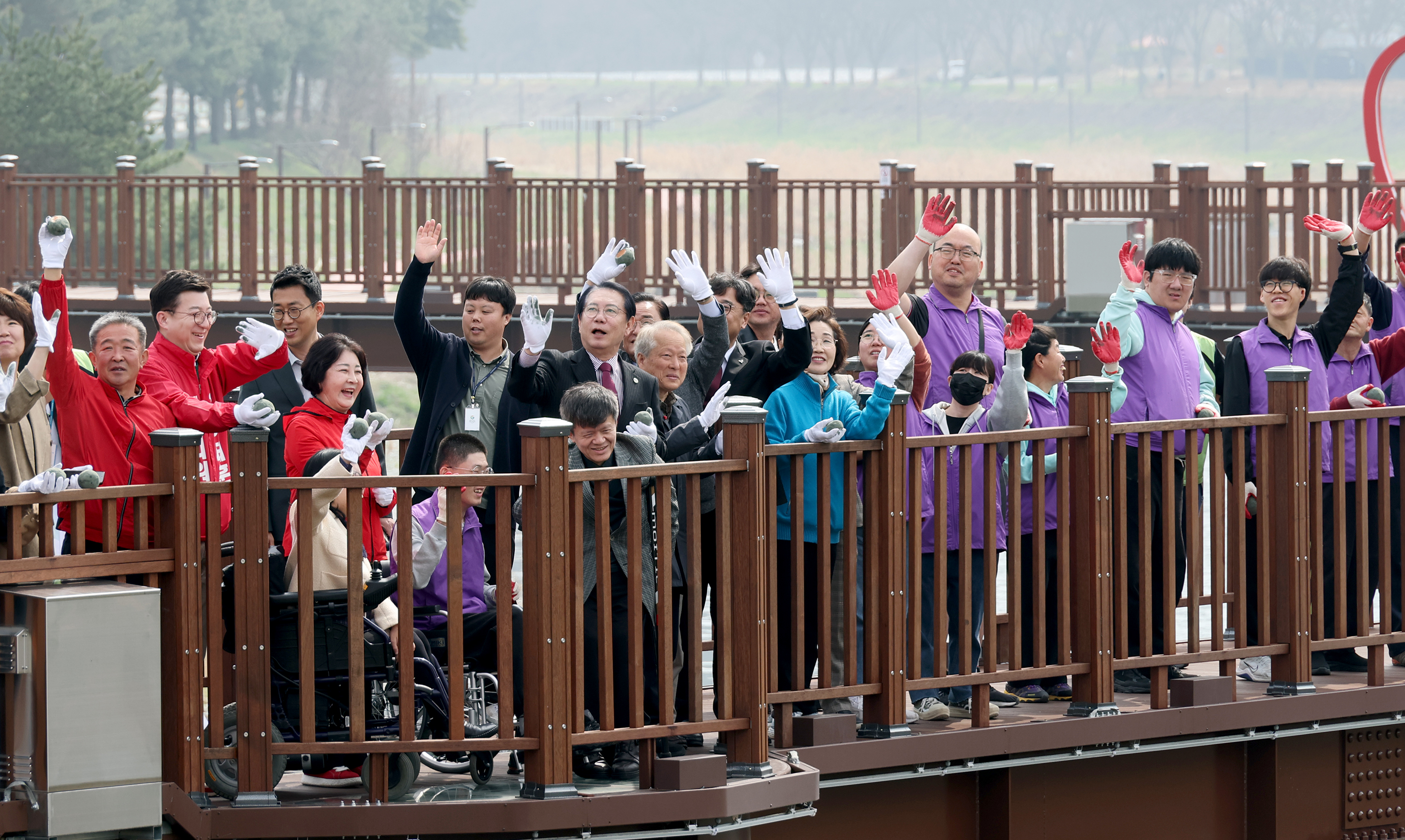 괴산군 장애인복지관 친환경 걷기대회 환경사랑 플로링 (2026.04.03) 이미지2
